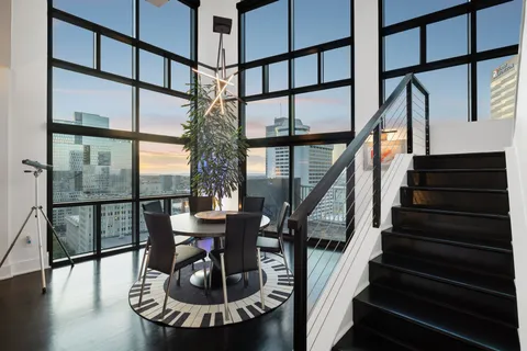 $1,295,000 | 555 Church Street, Unit 2100, Nashville, TN 37219