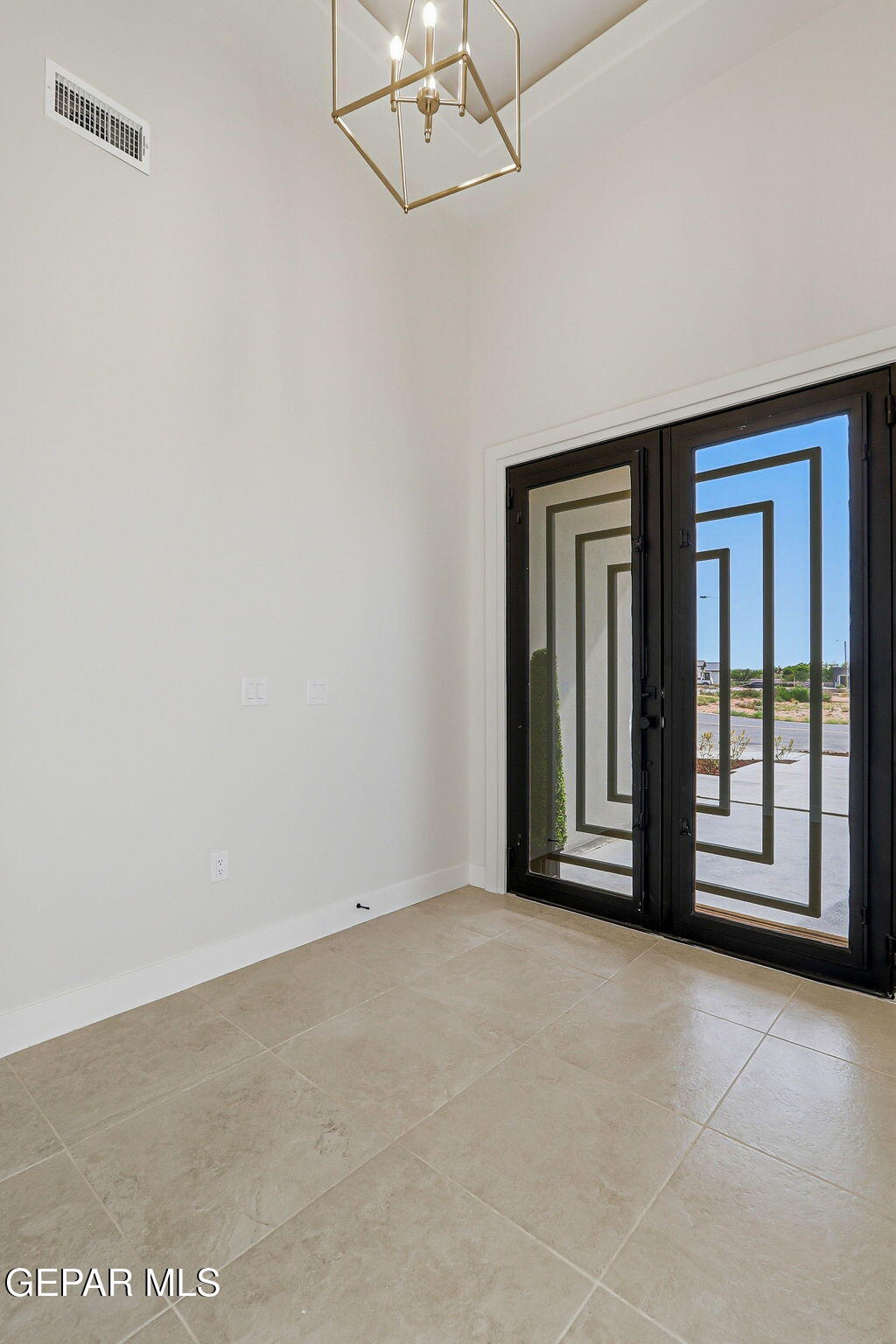 5640 Rio Bonito Circle El Paso, TX 79932 - Photo 7 of 47 8-web-or-mls-IMG_3869
