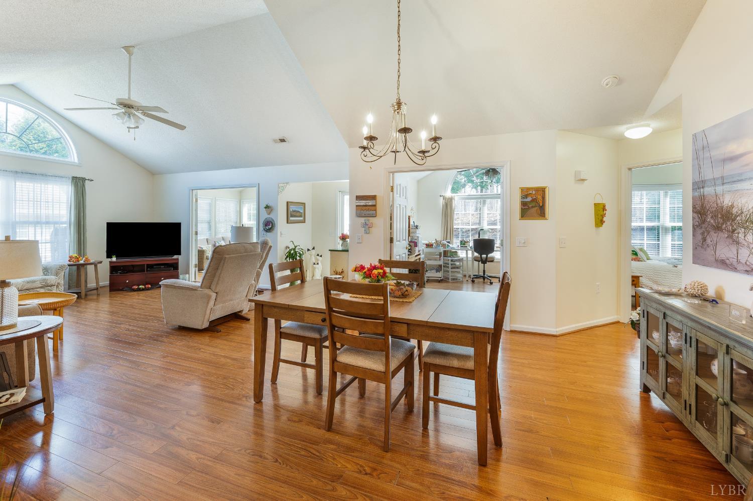 1099 Jefferson Way Forest, VA 24551 - Photo 11 of 45