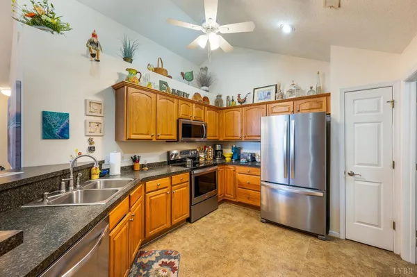 $389,900 | 1099 Jefferson Way, Forest, VA 24551