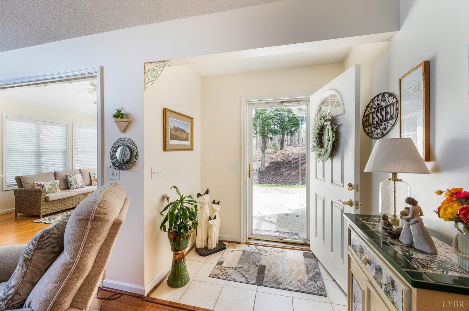 1099 Jefferson Way Forest, VA 24551 - Photo 3 of 45