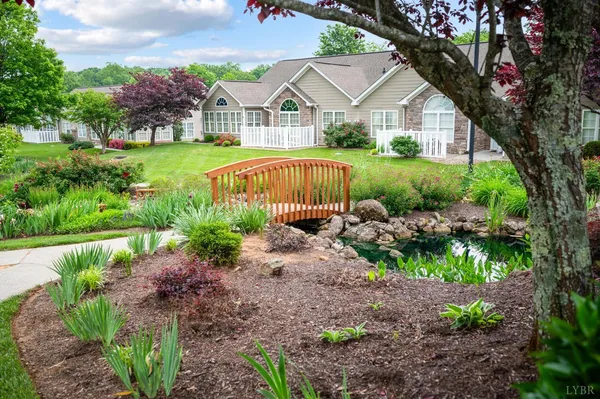 $389,900 | 1099 Jefferson Way, Forest, VA 24551