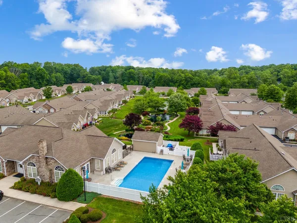 $389,900 | 1099 Jefferson Way, Forest, VA 24551