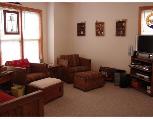 195 Burtner Road Butler, PA 16002 - Photo 5 of 8 Living Room.