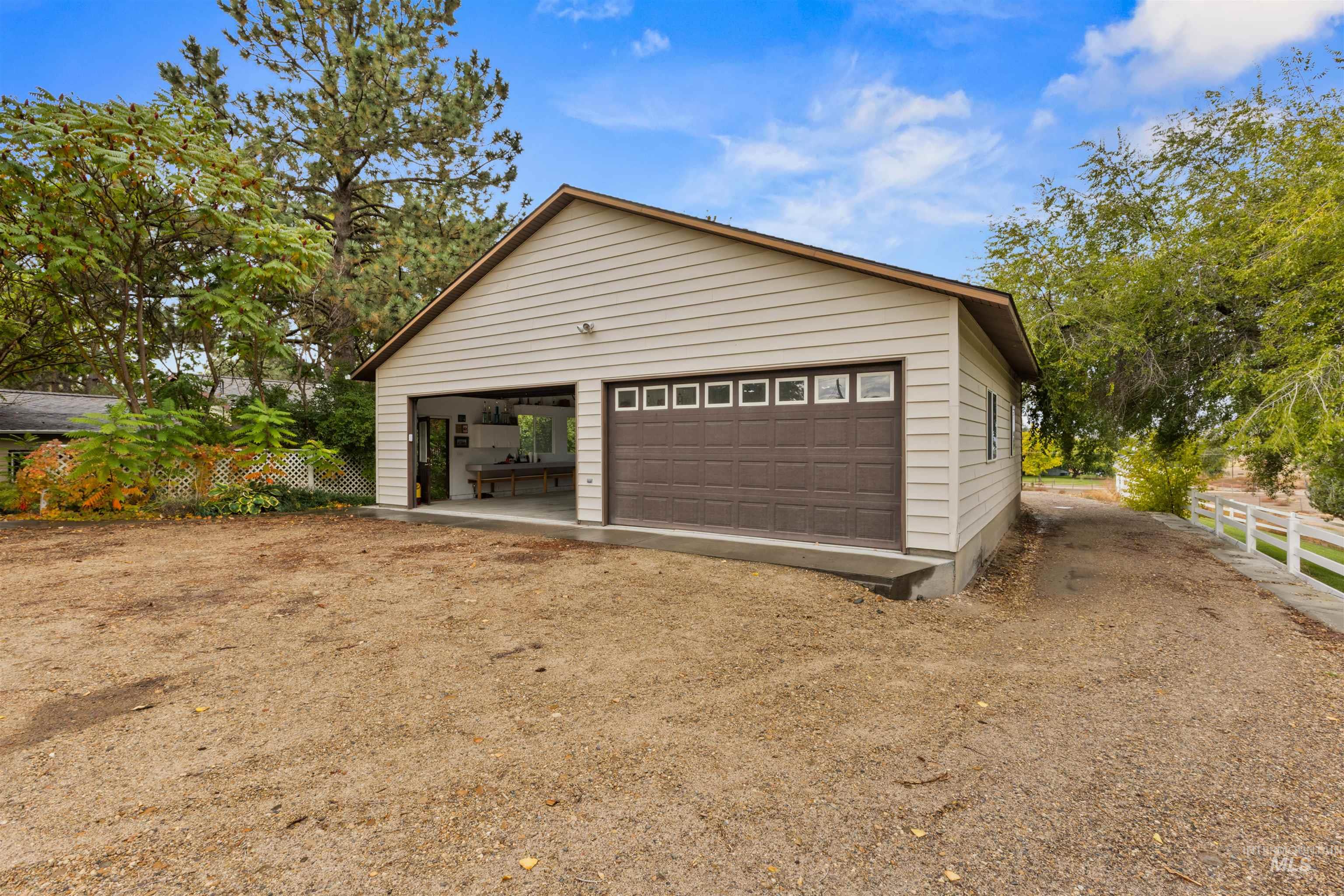 9948 Ash Lane Payette, ID 83661 - Photo 32 of 34 View of detached garage