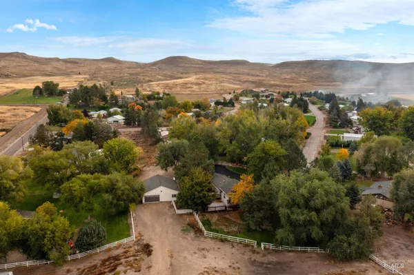 $630,000 | 9948 Ash Lane, Payette, ID 83661
