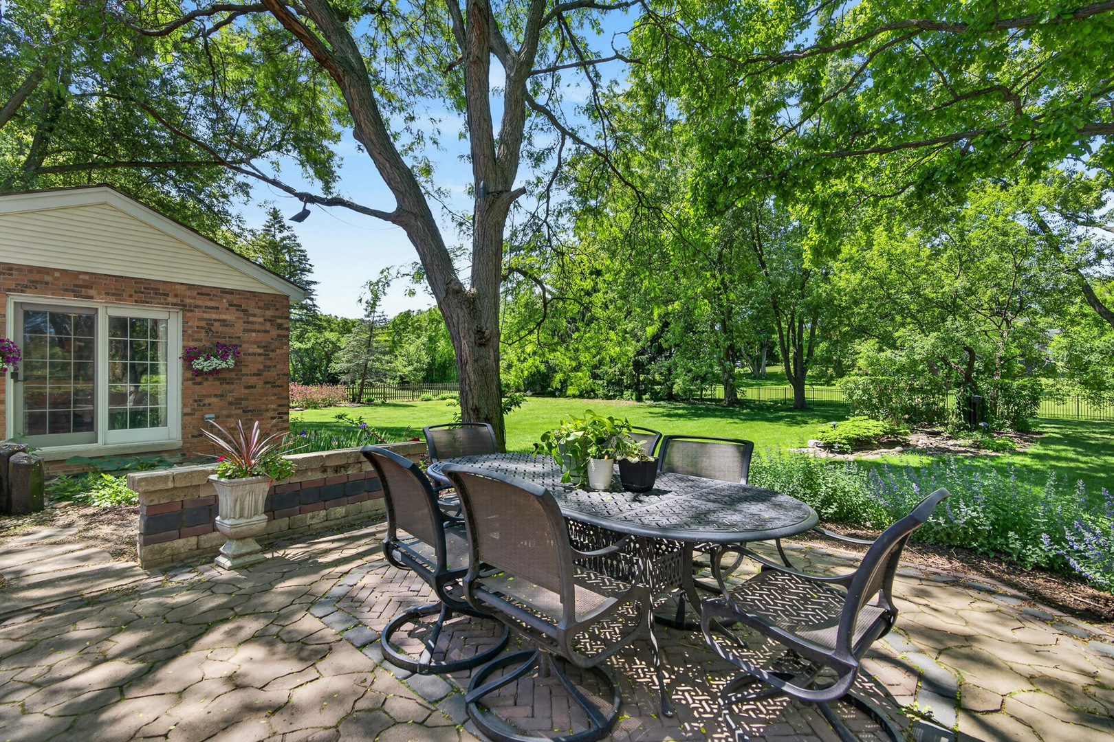 38 Forest Hills Road Lake Bluff, IL 60044 - Photo 44 of 49