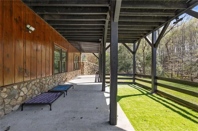 a view of a house with a outdoor space