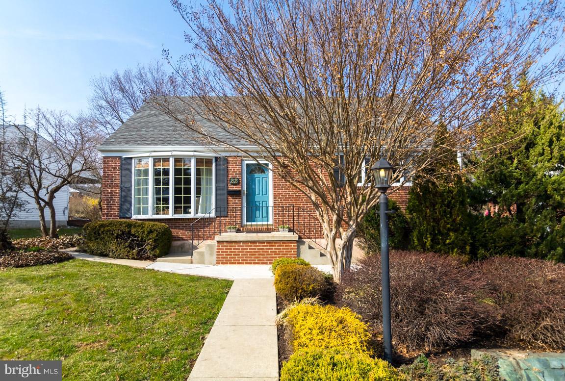 22 Hathaway Road Lutherville-Timonium, MD 21093 - Photo 7 of 30 Lush landscaping with loads of curb appeal!