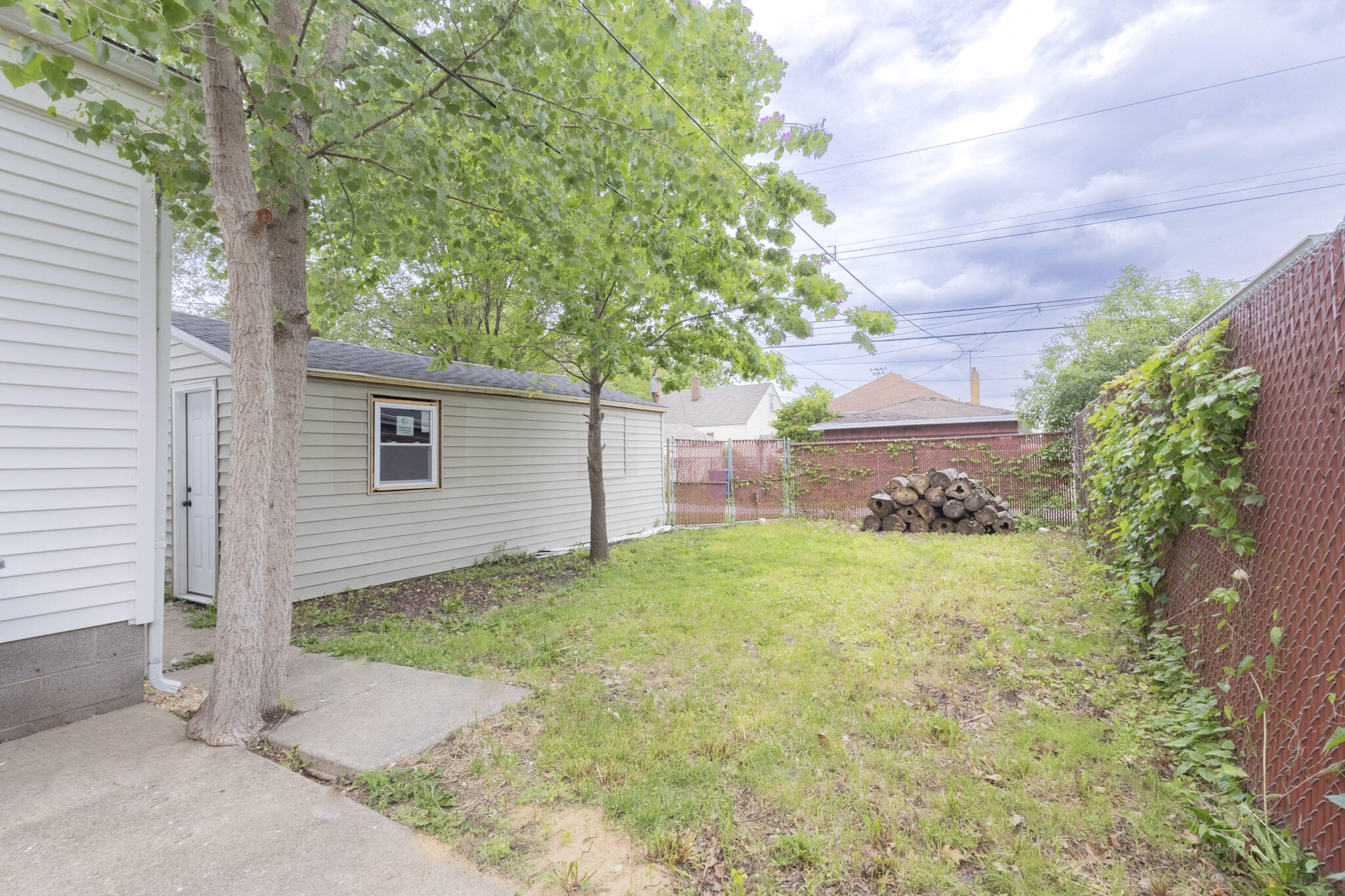 6929 Monroe Avenue Hammond, IN 46324 - Photo 18 of 21 2048x1365