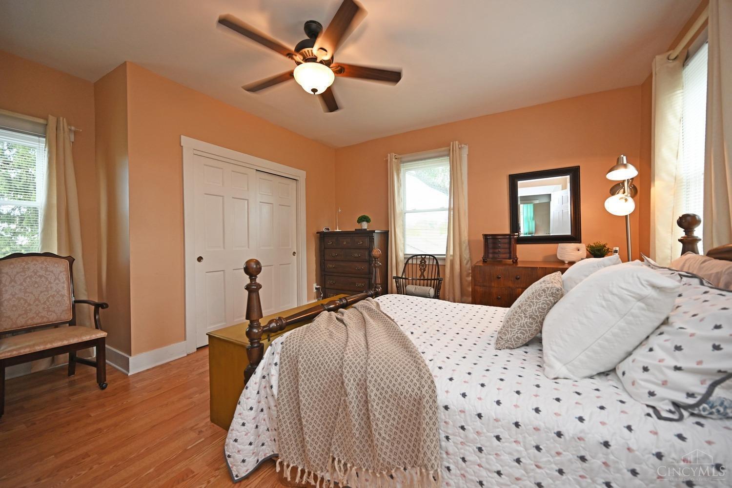 5564 Springdale Road Cincinnati, OH 45251 - Photo 21 of 34 Gallery Image 21