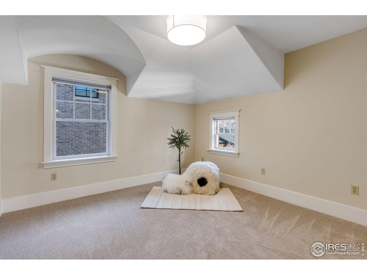 707 South Fillmore Street Denver, CO 80209 - Photo 36 of 47 a view of an entryway and wooden floor