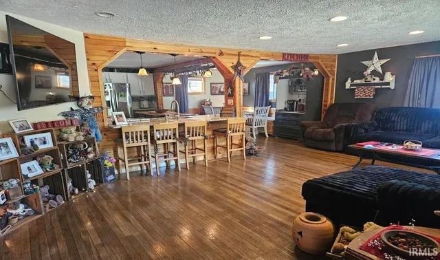 $250,000 | 1300 Myrtle Avenue, Frankfort, IN 46041