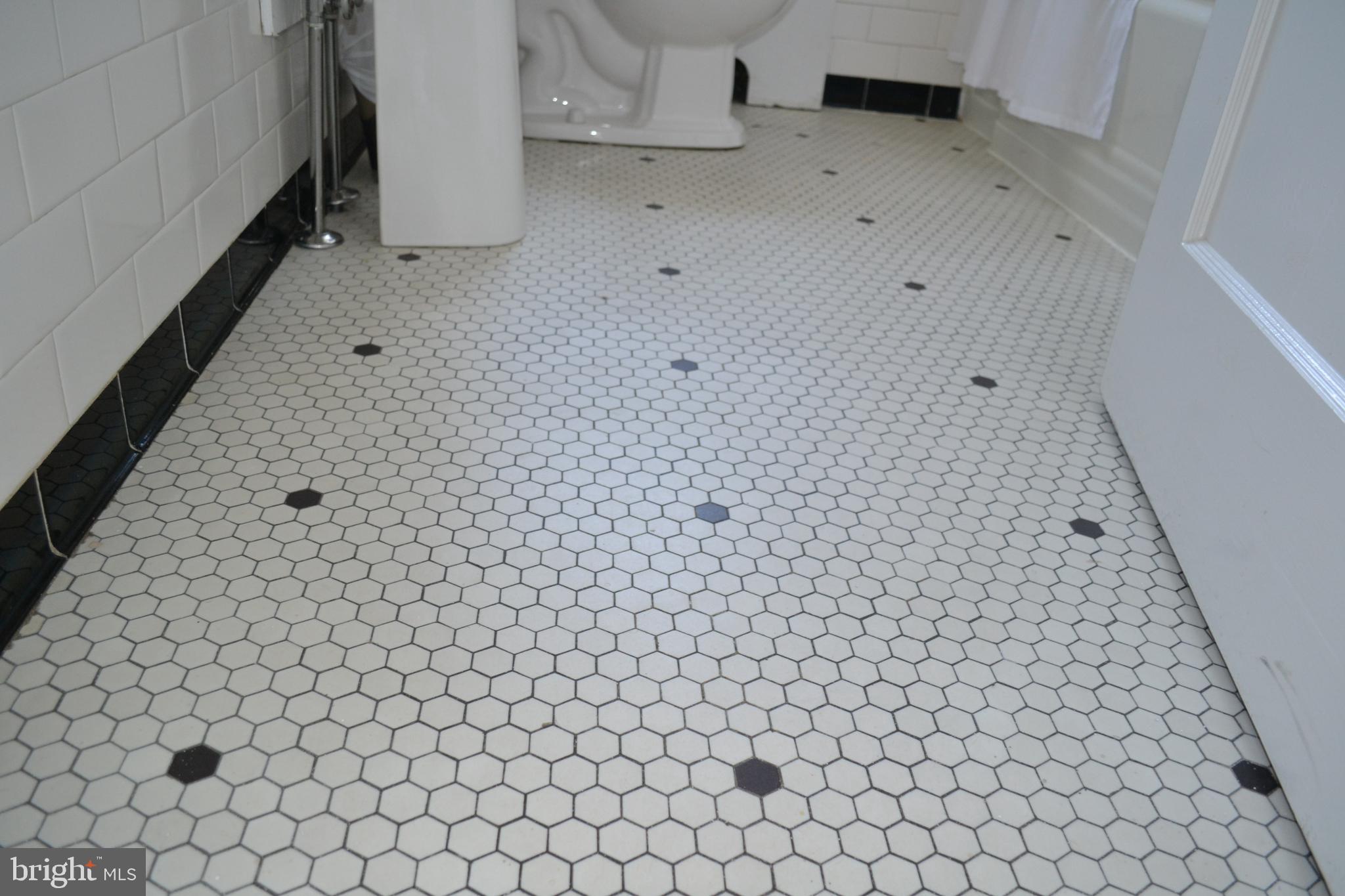 61 Dunkirk Road Baltimore, MD 21212 - Photo 27 of 63