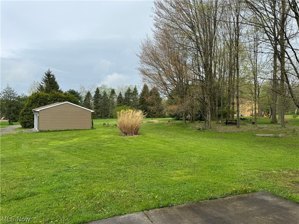 1740 Warner Road Vienna, OH 44473 - Photo 6 of 10 Gallery Image 6