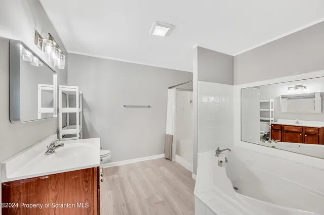 $265,000 | 14 Fiore Court, Duryea, PA 18642