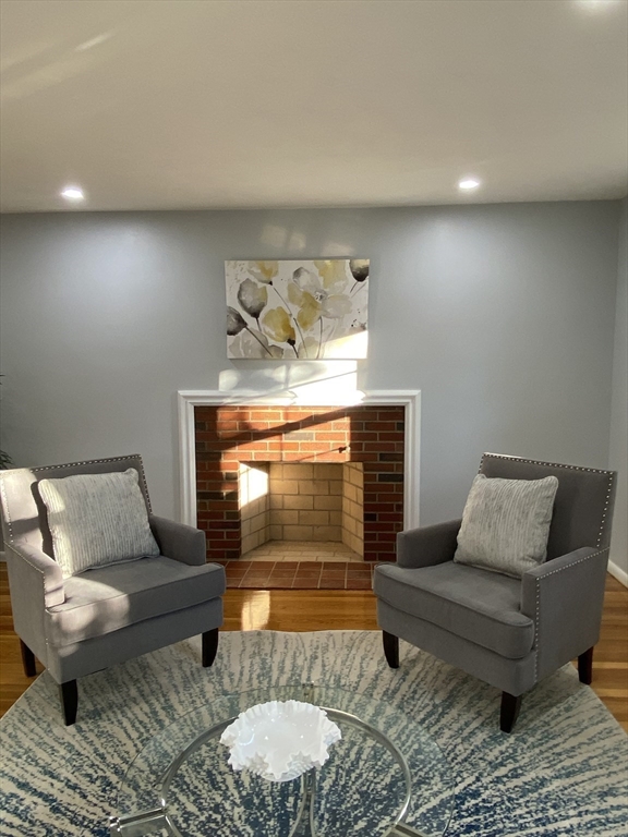 29 Styles Drive Peabody, MA 01960 - Photo 9 of 41 a living room with furniture and a rug