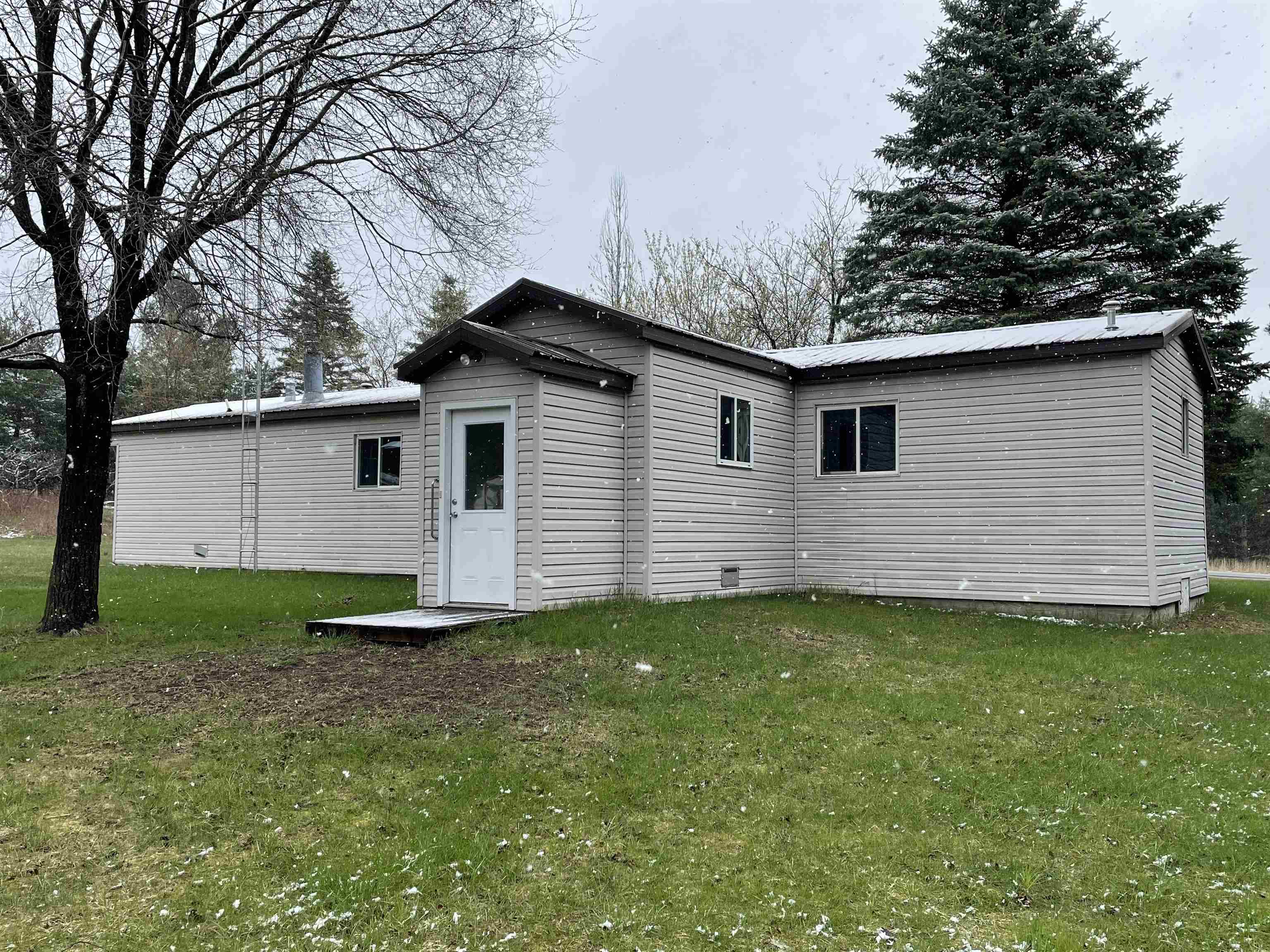 3953 Campbell Road Rose City, MI 48654 - Photo 1 of 14