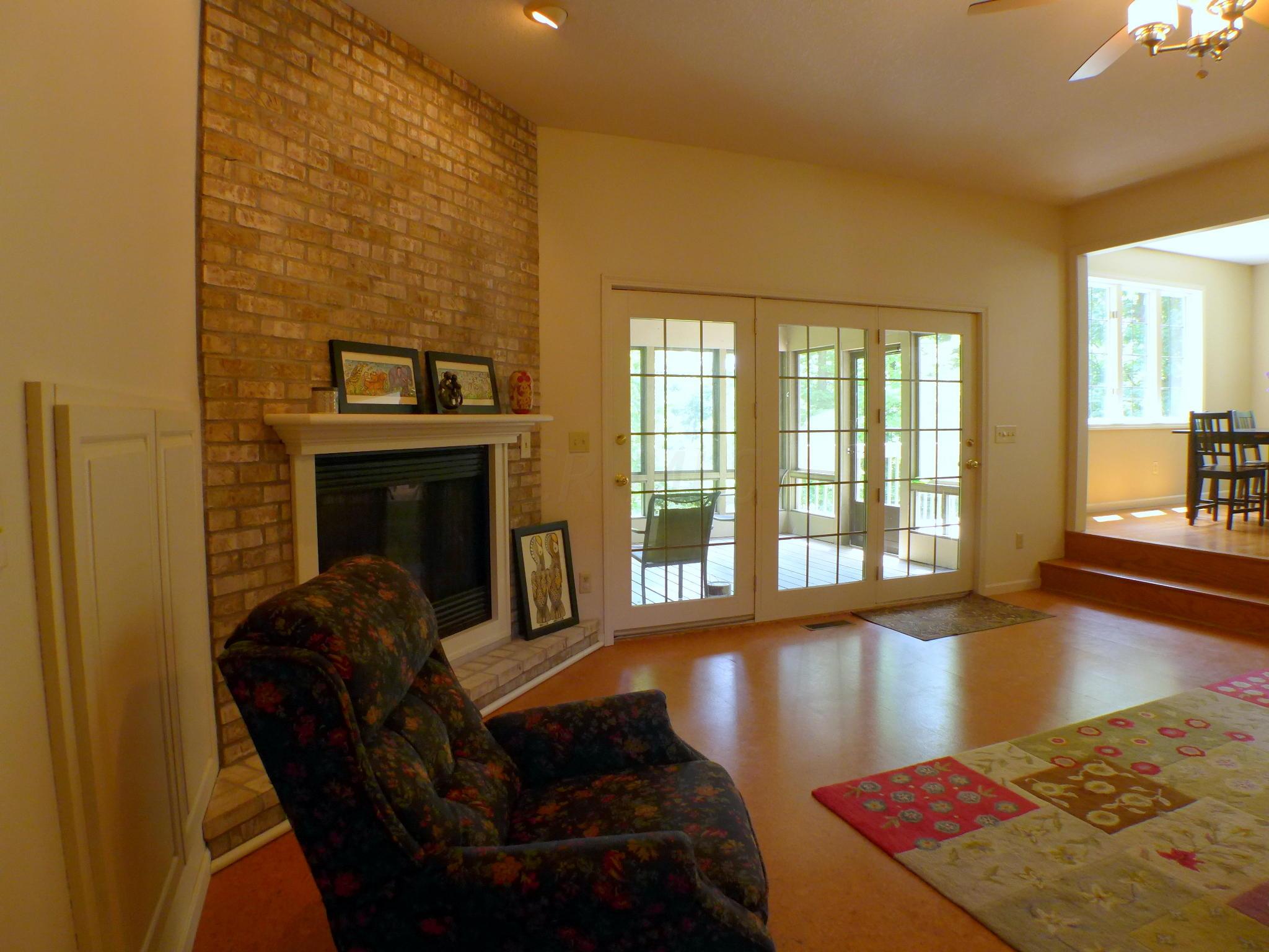 366 Dorrence Road Granville, OH 43023 - Photo 8 of 30