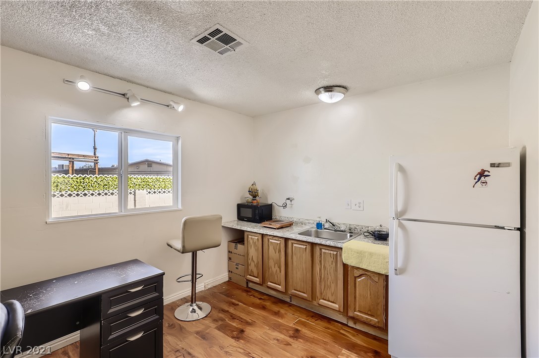 3388 Warnock Road Las Vegas, NV 89102 - Photo 16 of 23