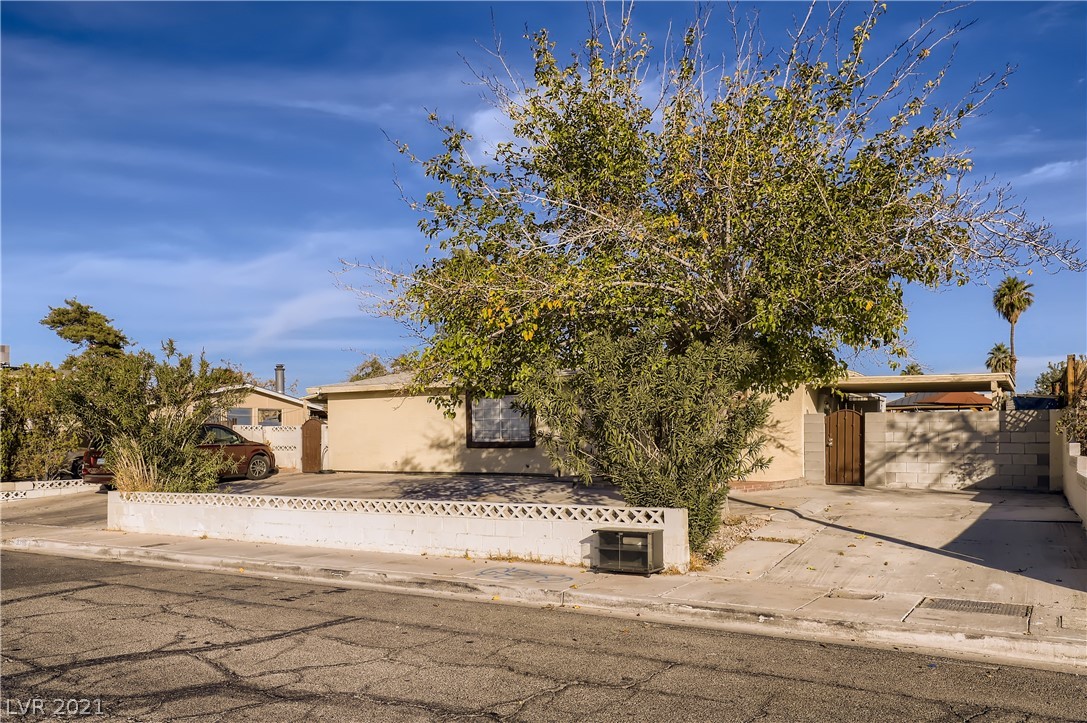 3388 Warnock Road Las Vegas, NV 89102 - Photo 2 of 23