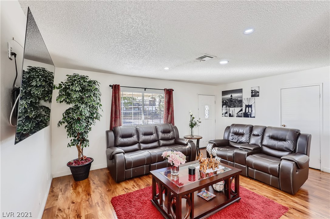 3388 Warnock Road Las Vegas, NV 89102 - Photo 6 of 23