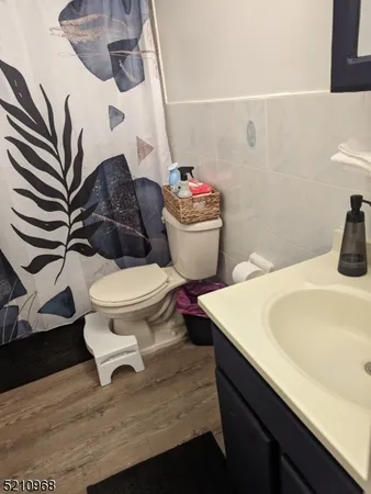 $2,000 | 14 Hunter Street, Unit 1, Newark, NJ 07114