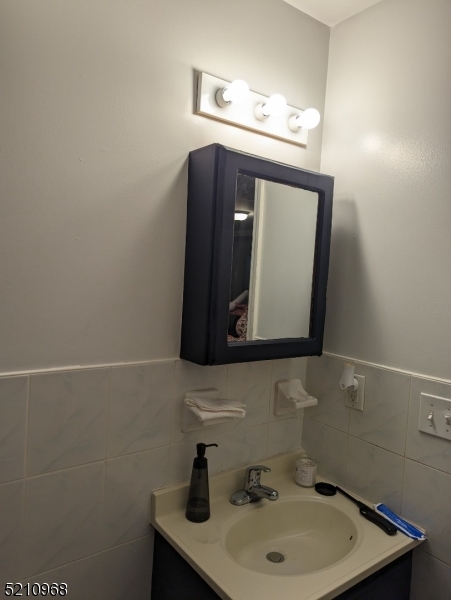 14 Hunter Street, Unit 1 Newark, NJ 07114 - Photo 13 of 15