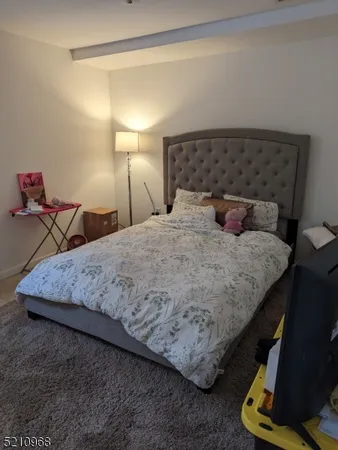 $2,000 | 14 Hunter Street, Unit 1, Newark, NJ 07114