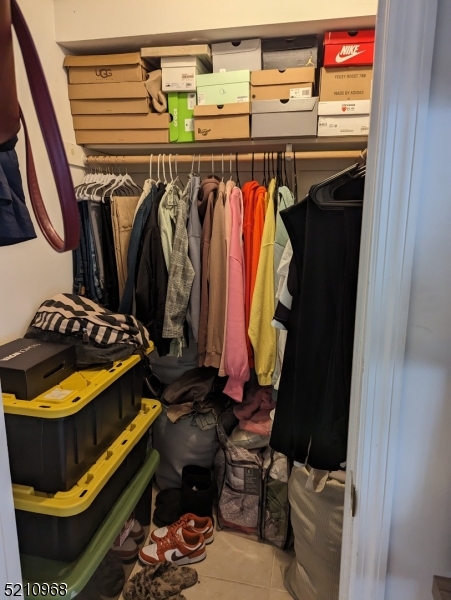 14 Hunter Street, Unit 1 Newark, NJ 07114 - Photo 3 of 15