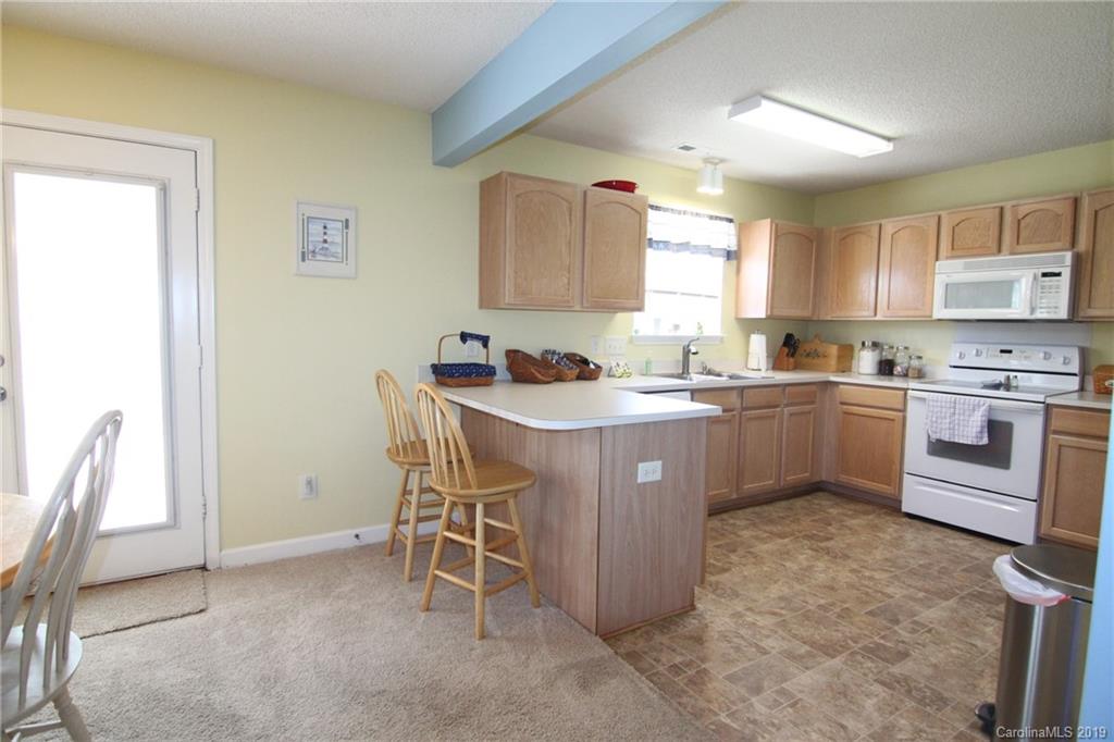 814 River Trail Road Lowell, NC 28098 - Photo 13 of 40 Gallery Image 13