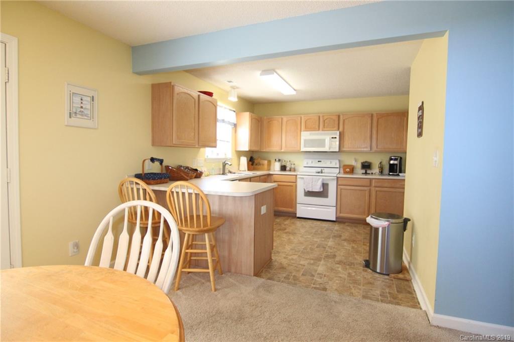 814 River Trail Road Lowell, NC 28098 - Photo 14 of 40 Gallery Image 14