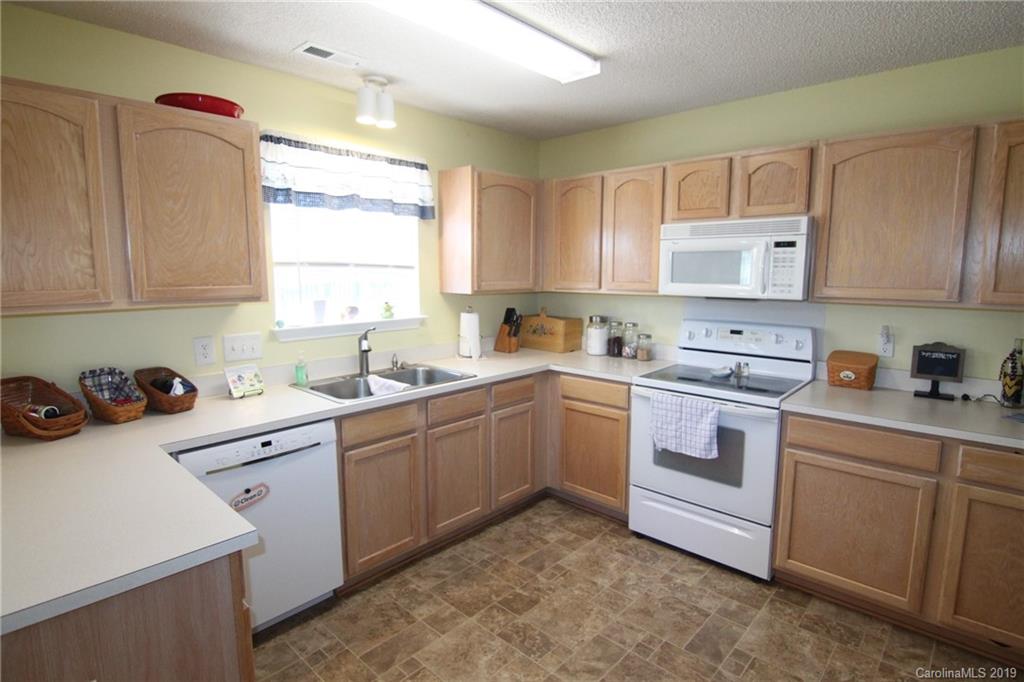 814 River Trail Road Lowell, NC 28098 - Photo 16 of 40 Gallery Image 16