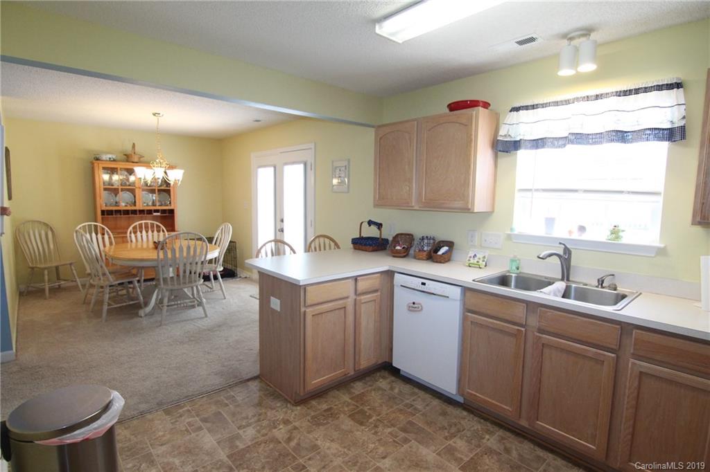 814 River Trail Road Lowell, NC 28098 - Photo 20 of 40 Gallery Image 20