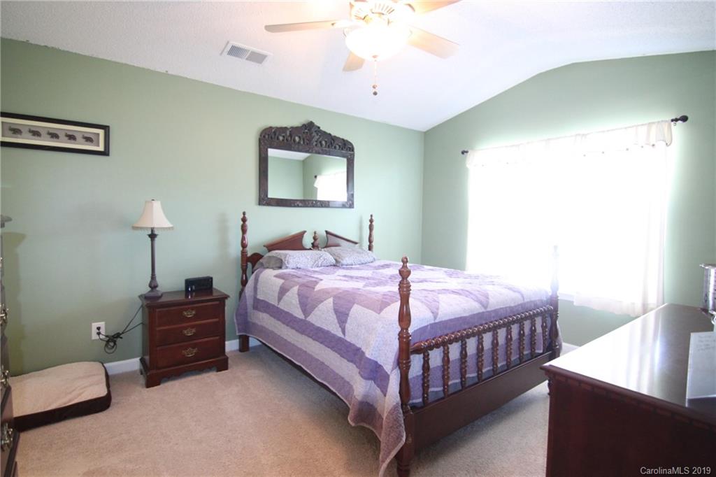 814 River Trail Road Lowell, NC 28098 - Photo 30 of 40 Gallery Image 30