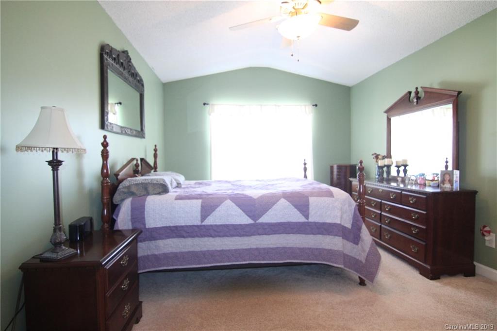 814 River Trail Road Lowell, NC 28098 - Photo 31 of 40 Gallery Image 31
