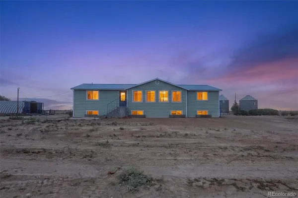 $835,000 | 32189 County Road 16, Keenesburg, CO 80643