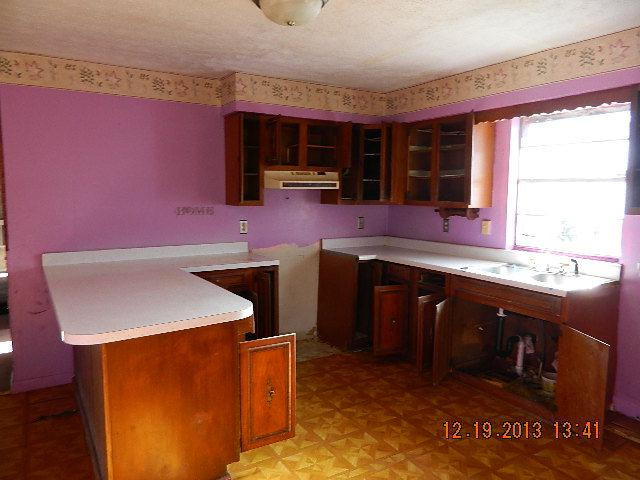 1265 Racetrack Road Irvine, KY 40336 - Photo 10 of 14 Photo 10