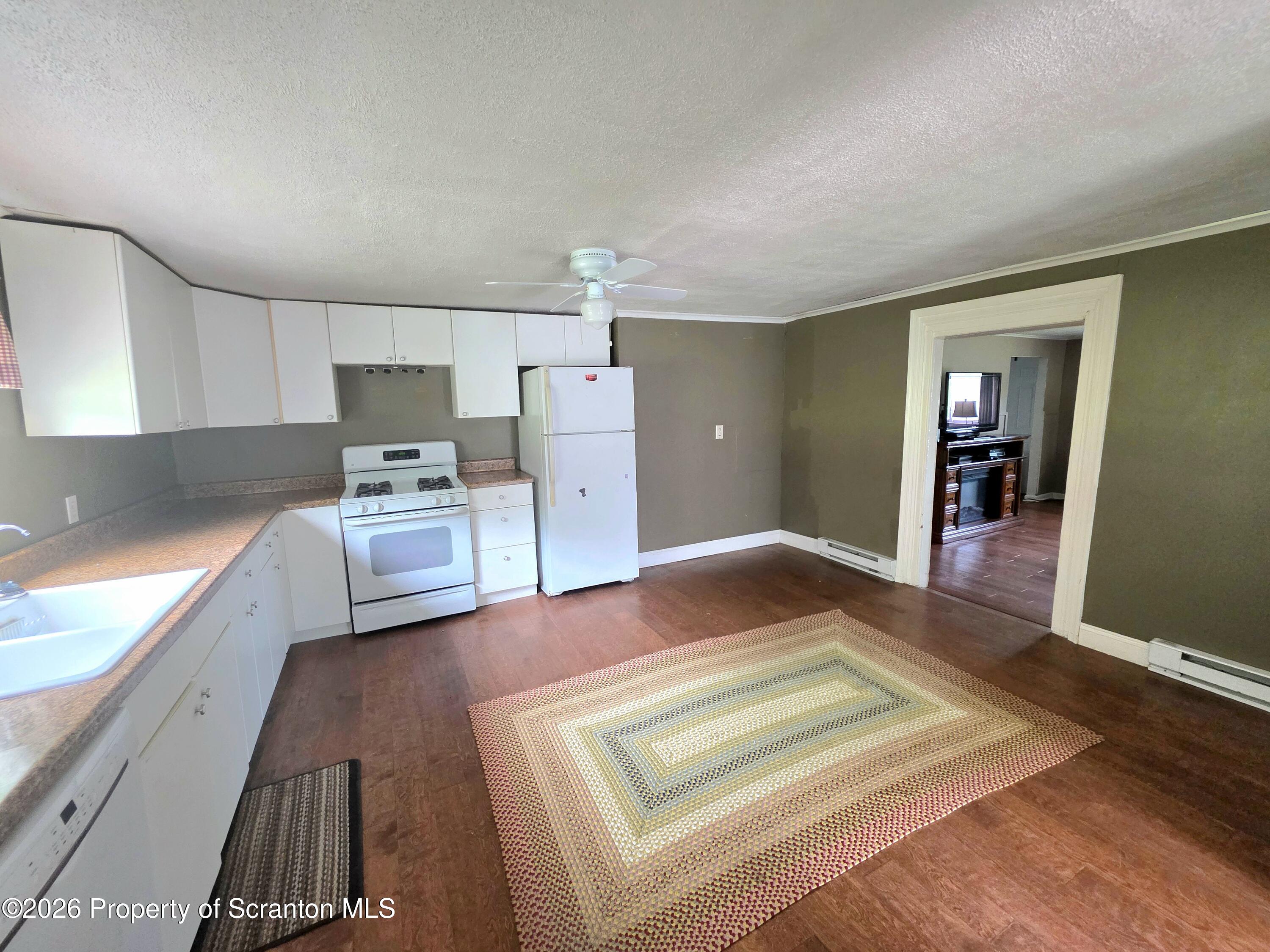 1333 Blue Berry Road Falls, PA 18615 - Photo 5 of 50 Kitchen