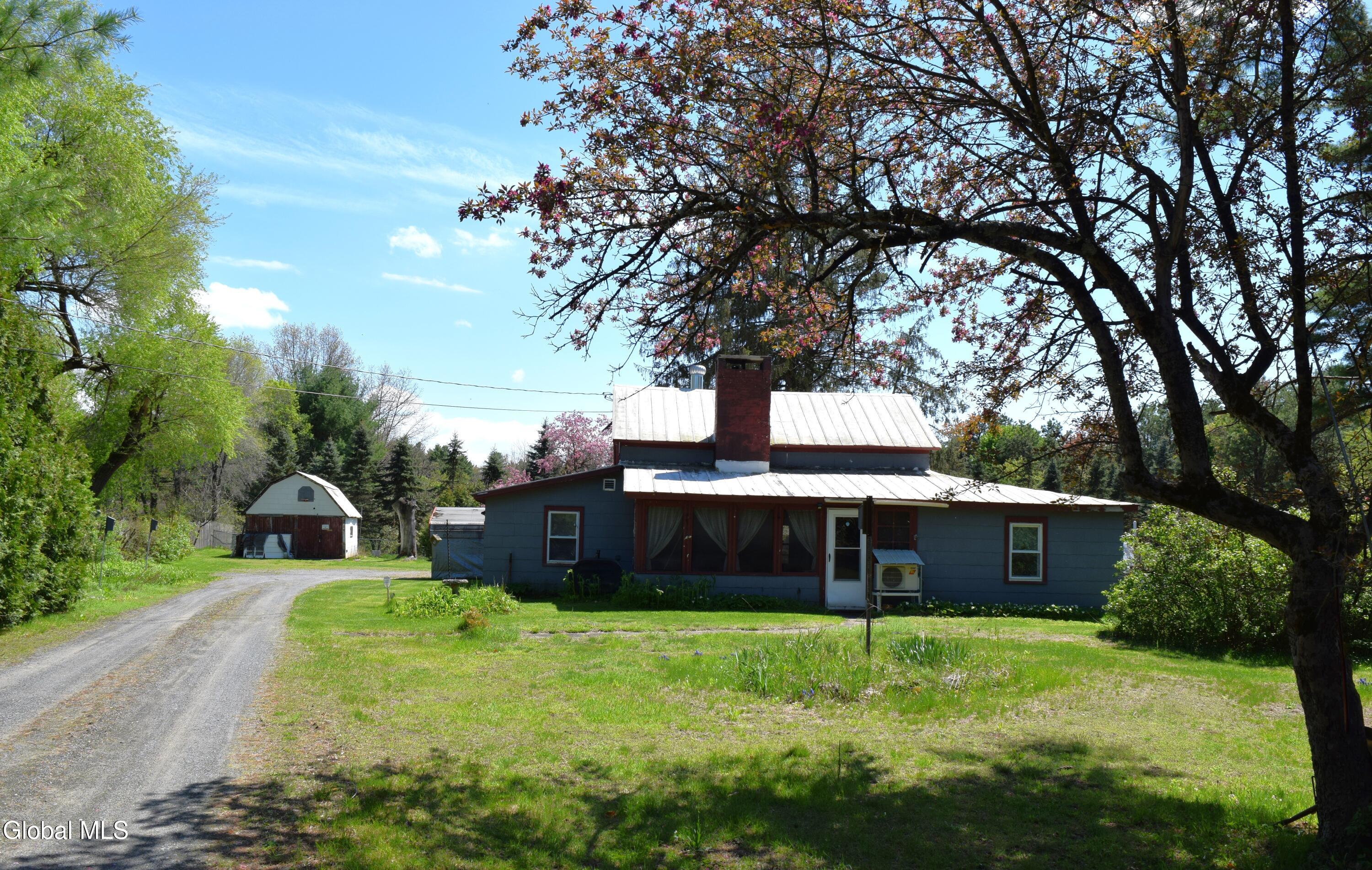 408 Reynolds Road Moreau, NY 12828 - Photo 2 of 26 2