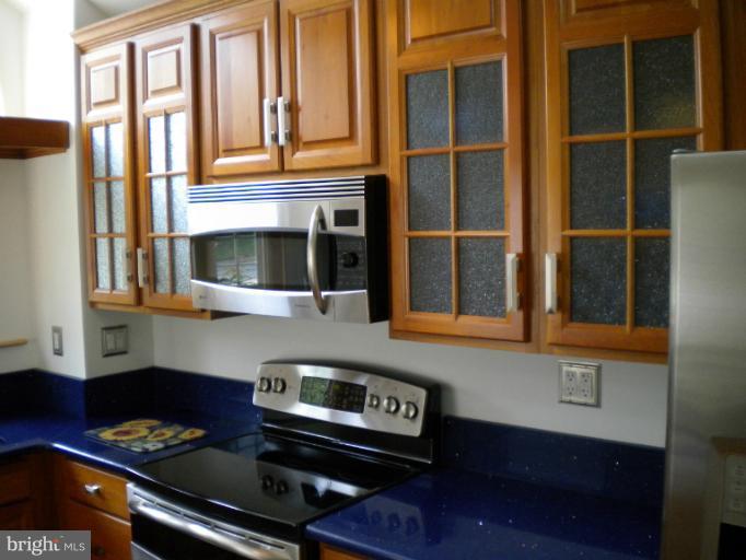 14221 Summit Lane Laurel, MD 20708 - Photo 11 of 30 Kitchen