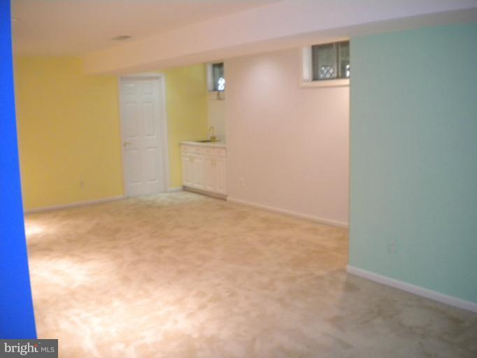 14221 Summit Lane Laurel, MD 20708 - Photo 27 of 30 Family Room