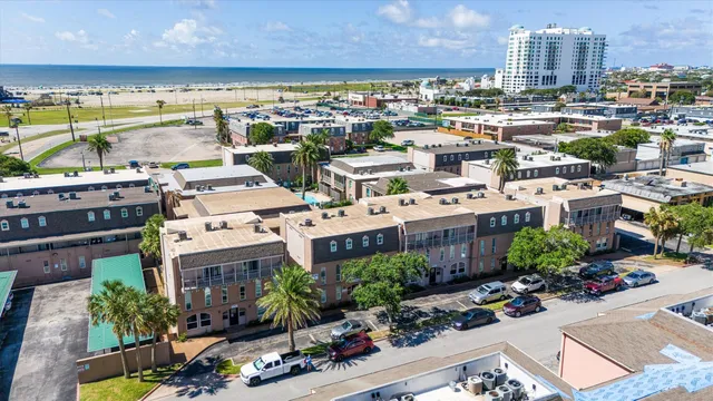 a picture of city view