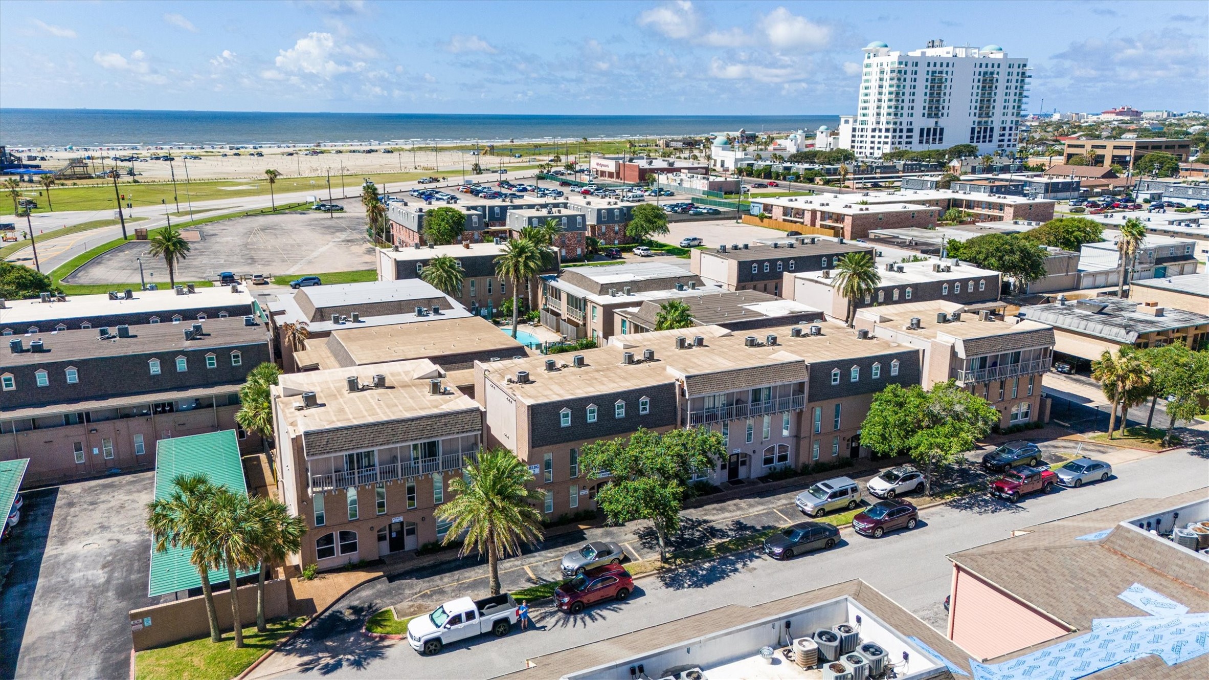 215 Postoffice Street, Unit 1005 Galveston, TX 77550 - Photo 15 of 16 a picture of city view