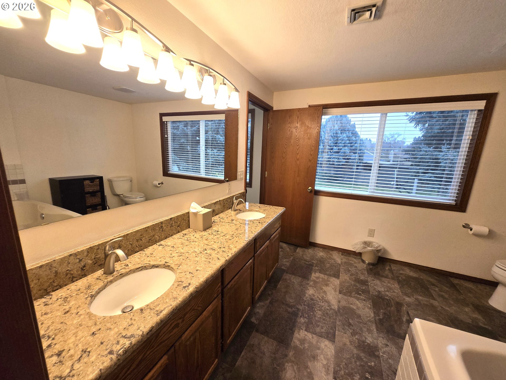 929 East Pine Avenue Hermiston, OR 97838 - Photo 28 of 38