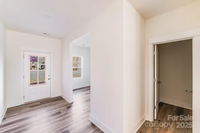 a view of livingroom with hardwood