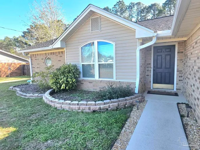$2,000 | 11031 Bridge Creek Drive, Pensacola, FL 32506