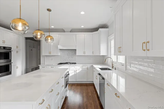 $1,629,000 | 3421 Hawthorne Drive North, Wantagh, NY 11793