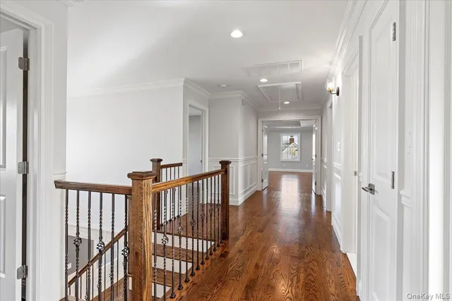 $1,629,000 | 3421 Hawthorne Drive North, Wantagh, NY 11793