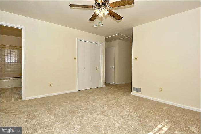 11513 Vale Road Oakton, VA 22124 - Photo 11 of 30 Bedroom (Master)